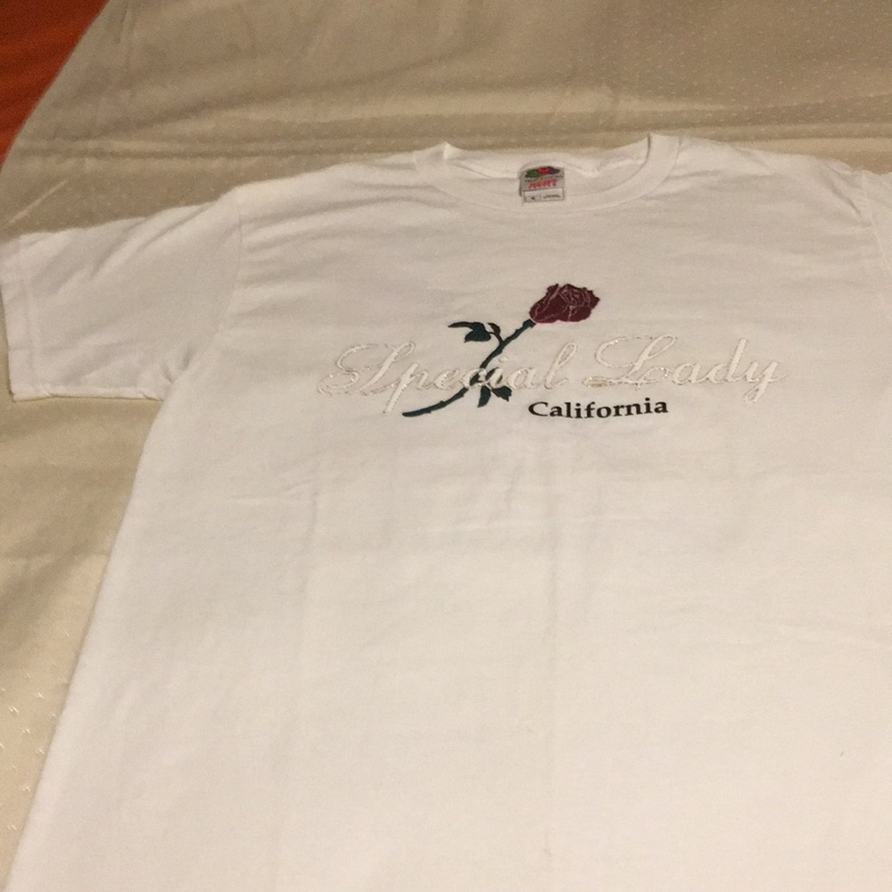 White medium TShirt